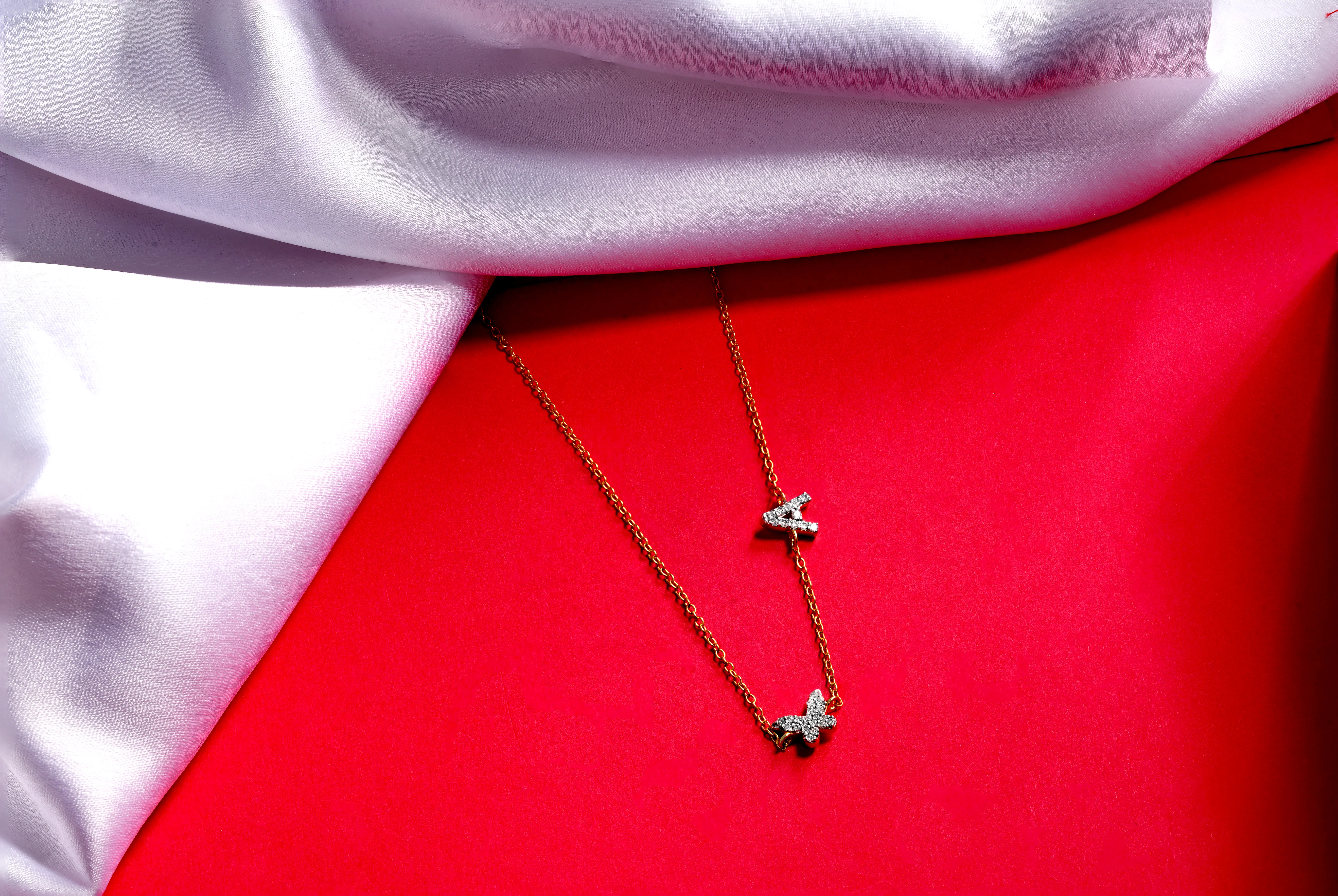 Flutter Glow Necklace