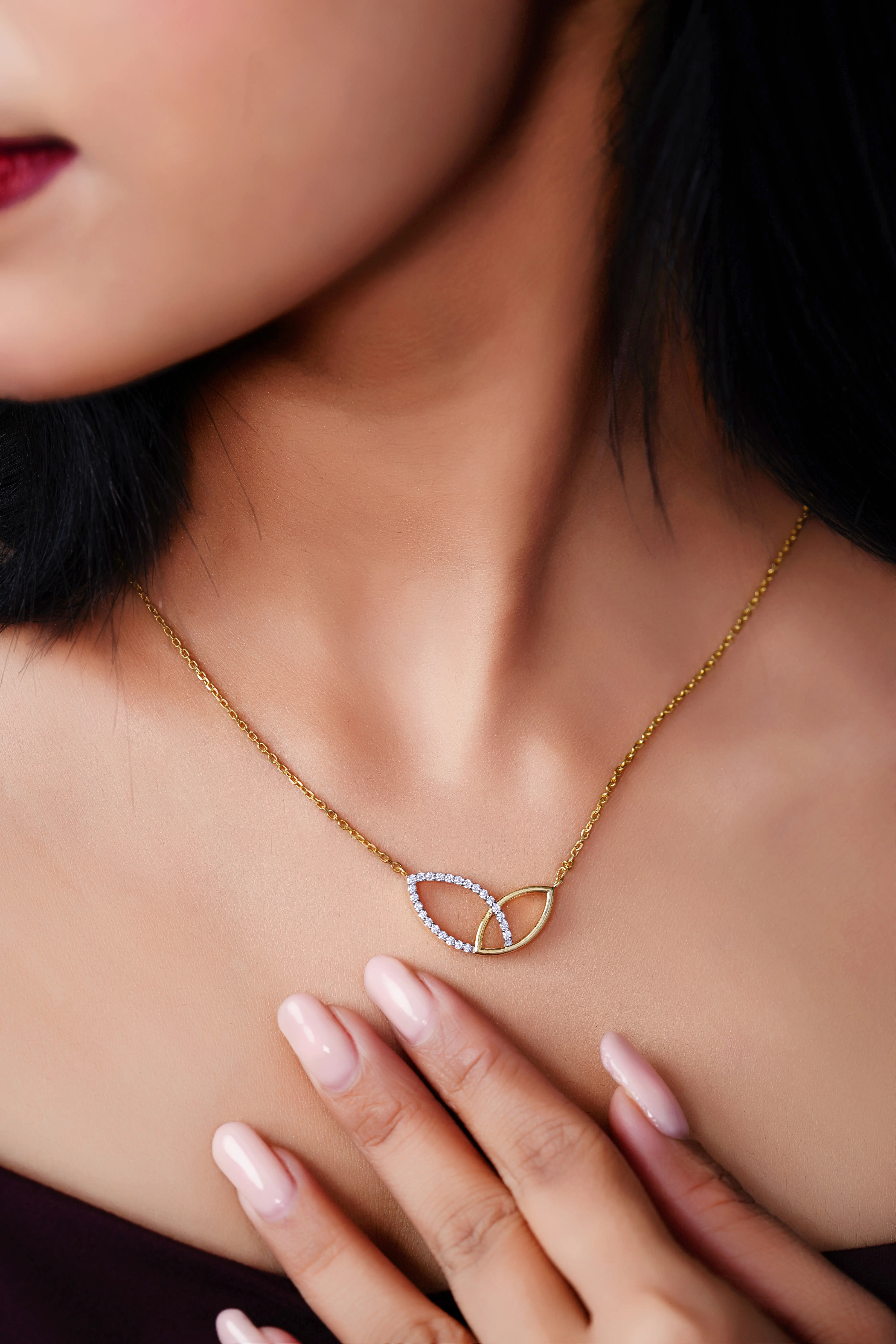 Legacy Leaf Necklace