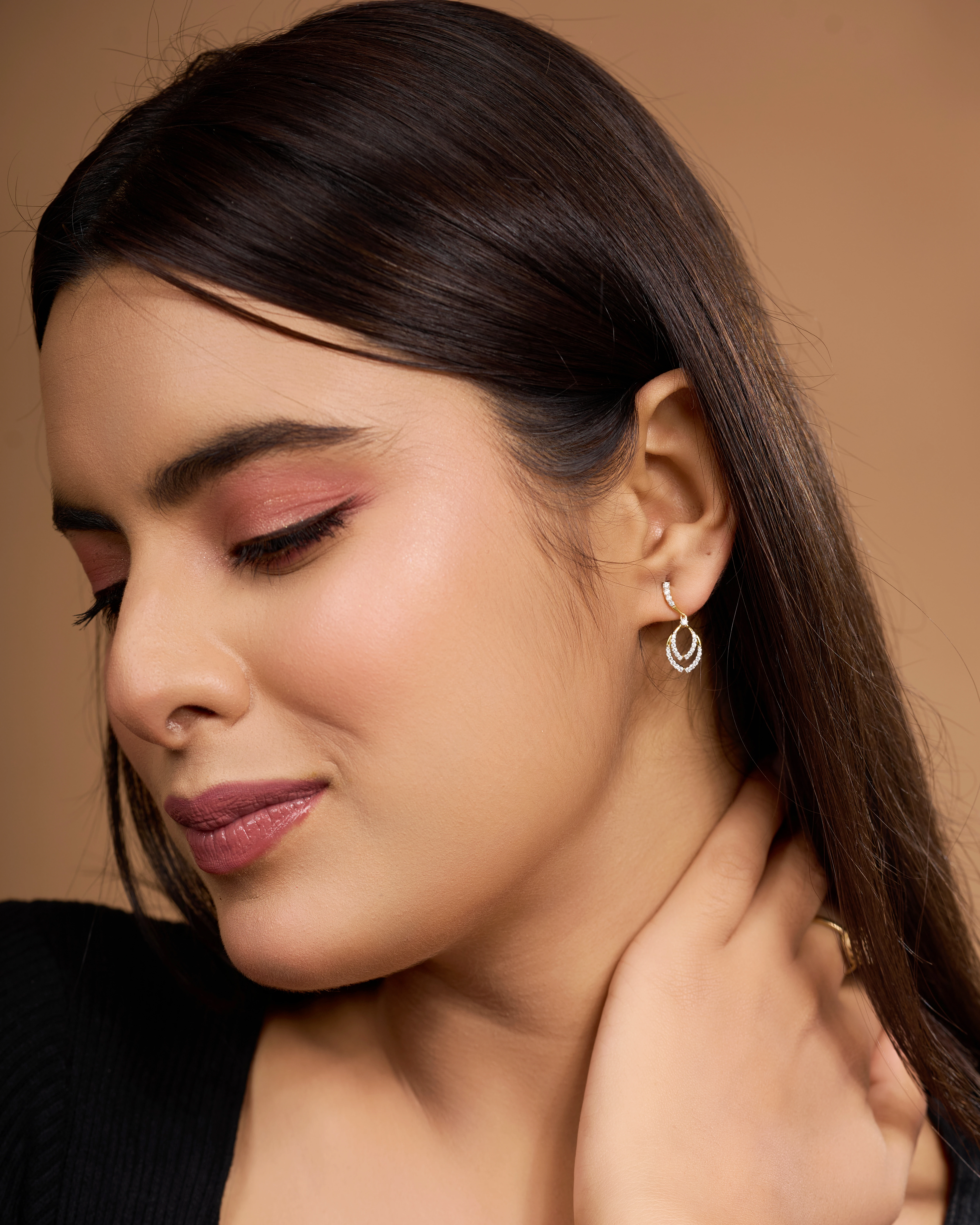 Riwaaz Zari Earrings